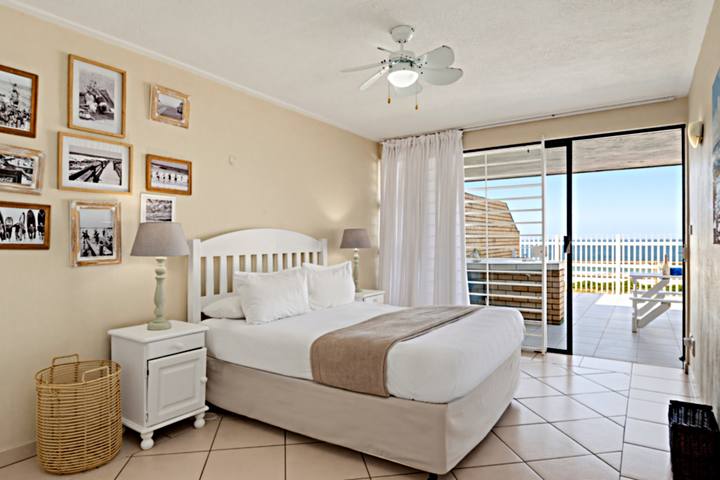 Alomsee 1 Main bedroom
